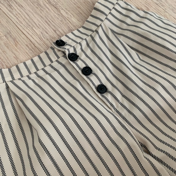 Cropped pants - Picture 2 of 4